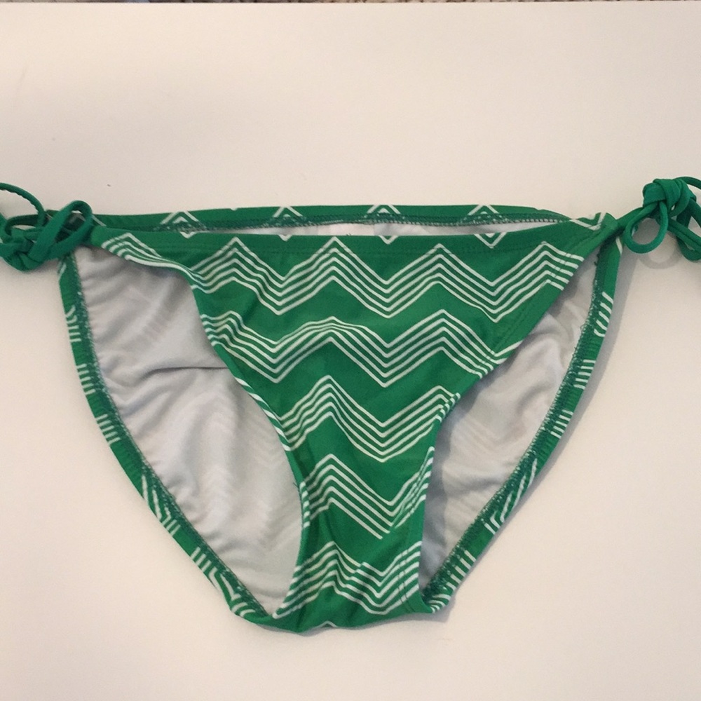 Chevron string bikini bottoms medium